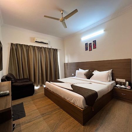 Hotel Elite By Agira Hotels-Free Airport Pickup Or Drop Yelahanka Eksteriør billede