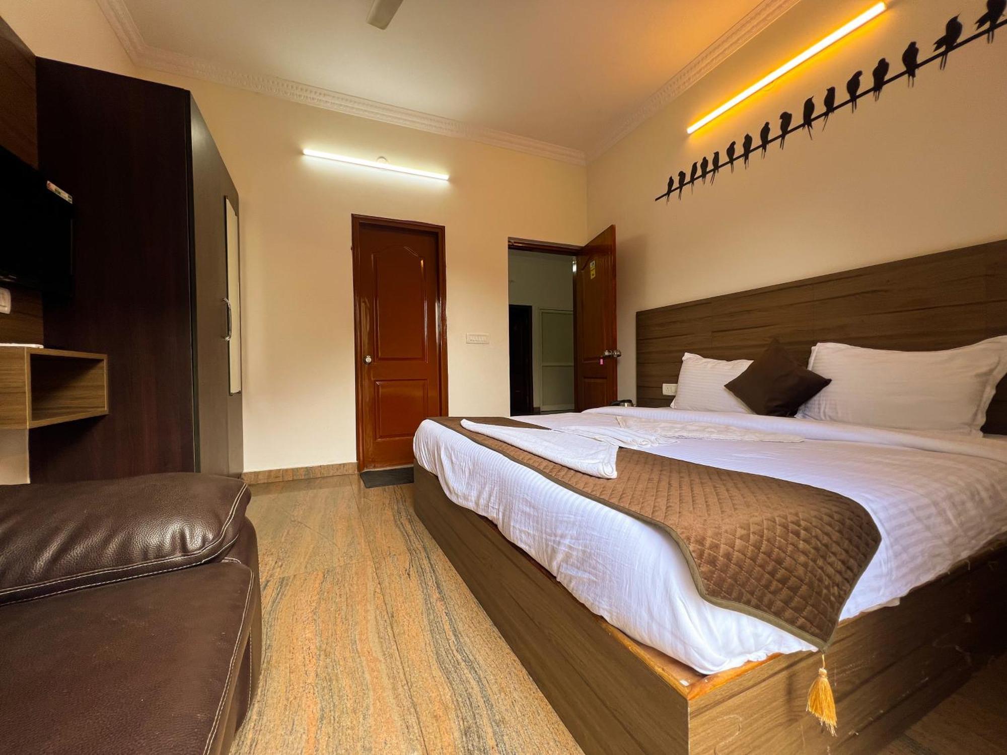 Hotel Elite By Agira Hotels-Free Airport Pickup Or Drop Yelahanka Eksteriør billede